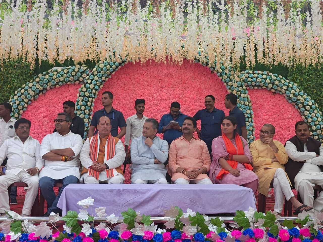 पीएम ने अंतिम पंक्ति में खड़े लोगों के उत्थान के लिए चलायी हैं कई योजनाएं : डिप्टी सीएम