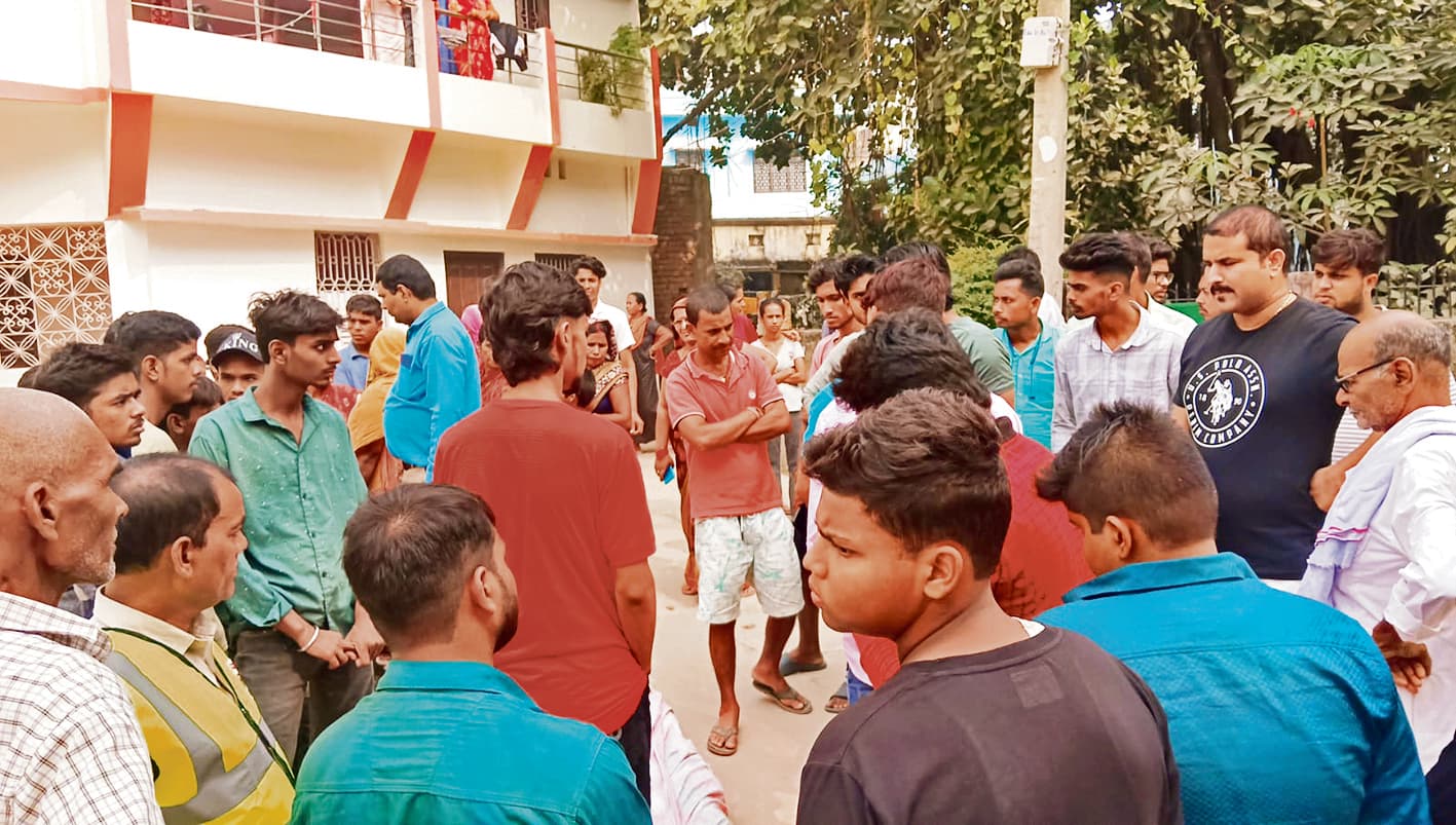 Gopalganj News  : मेडिकल की तैयारी कर रहे छात्र ने फांसी लगा दी जान, कोहराम