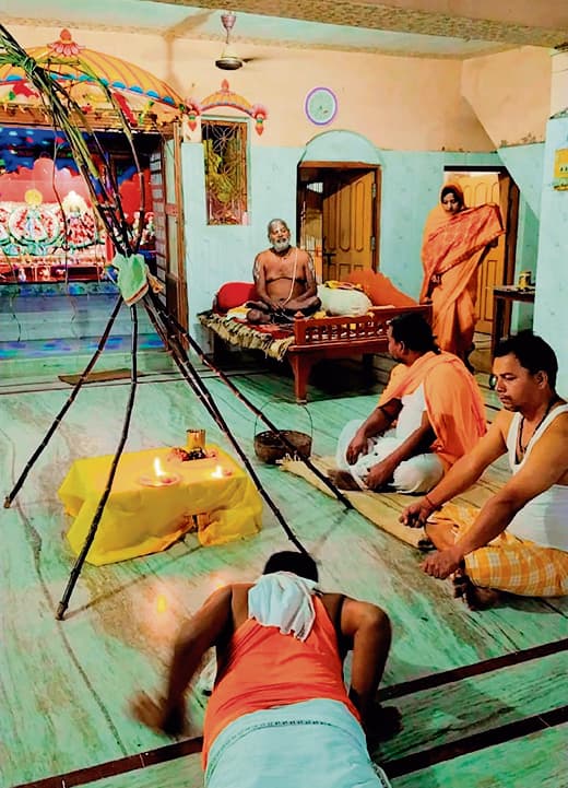 Gopalganj News  : देवउठनी एकादशी व्रत कर भक्तों ने की सुख-समृद्धि की कामना