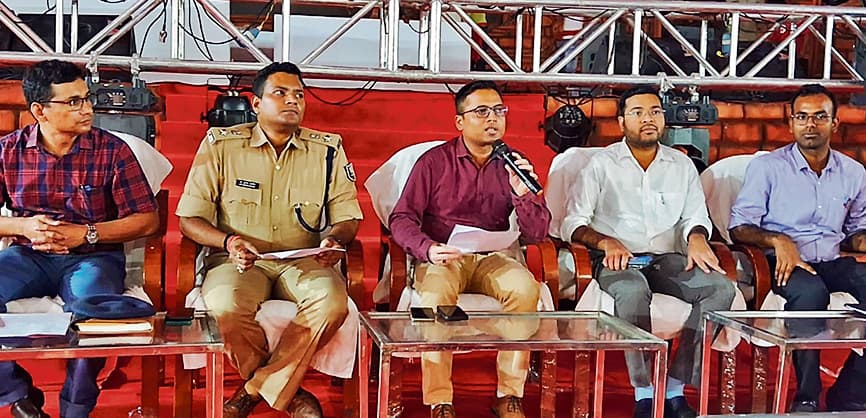 Chhapra News : सोनपुर मेले में ढाई सौ से अधिक मजिस्ट्रेट किये गये तैनात