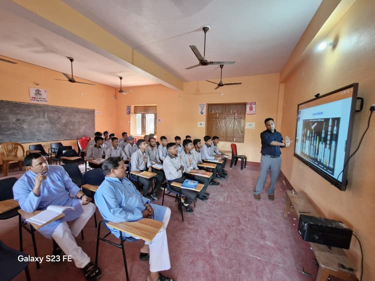 अंतरिक्ष का अन्वेषण व उपयोग जीवों के हित में किया जाना विज्ञान का लक्ष्य