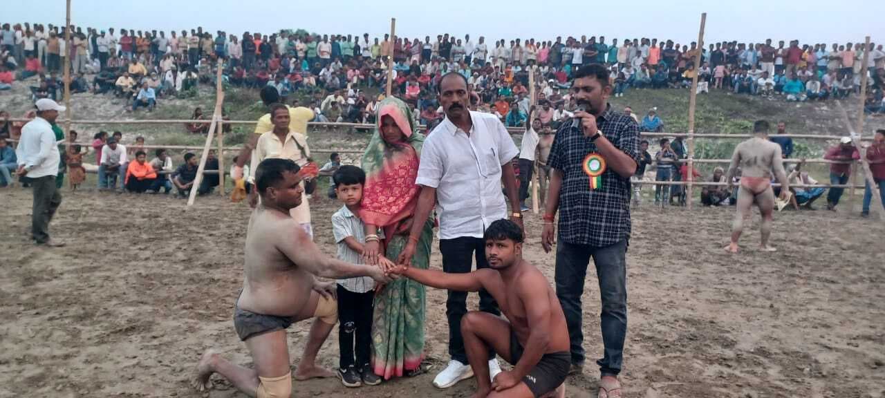 कार्तिक पूर्णिमा के अवसर पर दो दिवसीय कुश्ती प्रतियोगिता का हुआ आयोजन