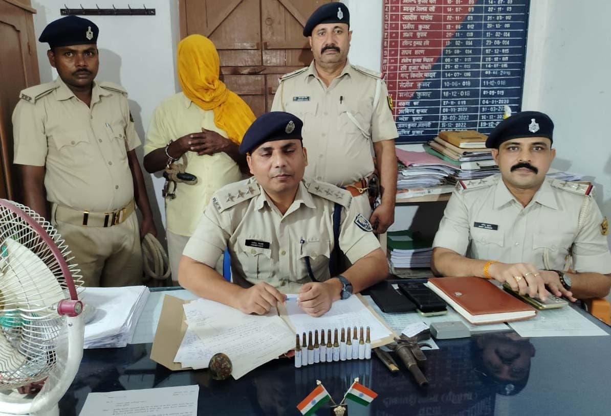 थाने में हाजिरी नहीं लगाने पर शातिर पगला मंडल गिरफ्तार