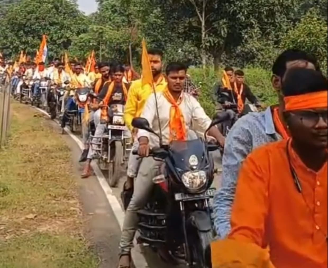 बाबा लक्ष्मीनारायण पूजनोत्सव में शामिल होने के लिए लोगों को दिया न्यौता