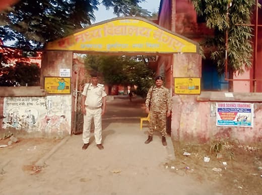 Gaya News : मांगें पूरी नही होने के कारण लोगों ने किया वोट बहिष्कार