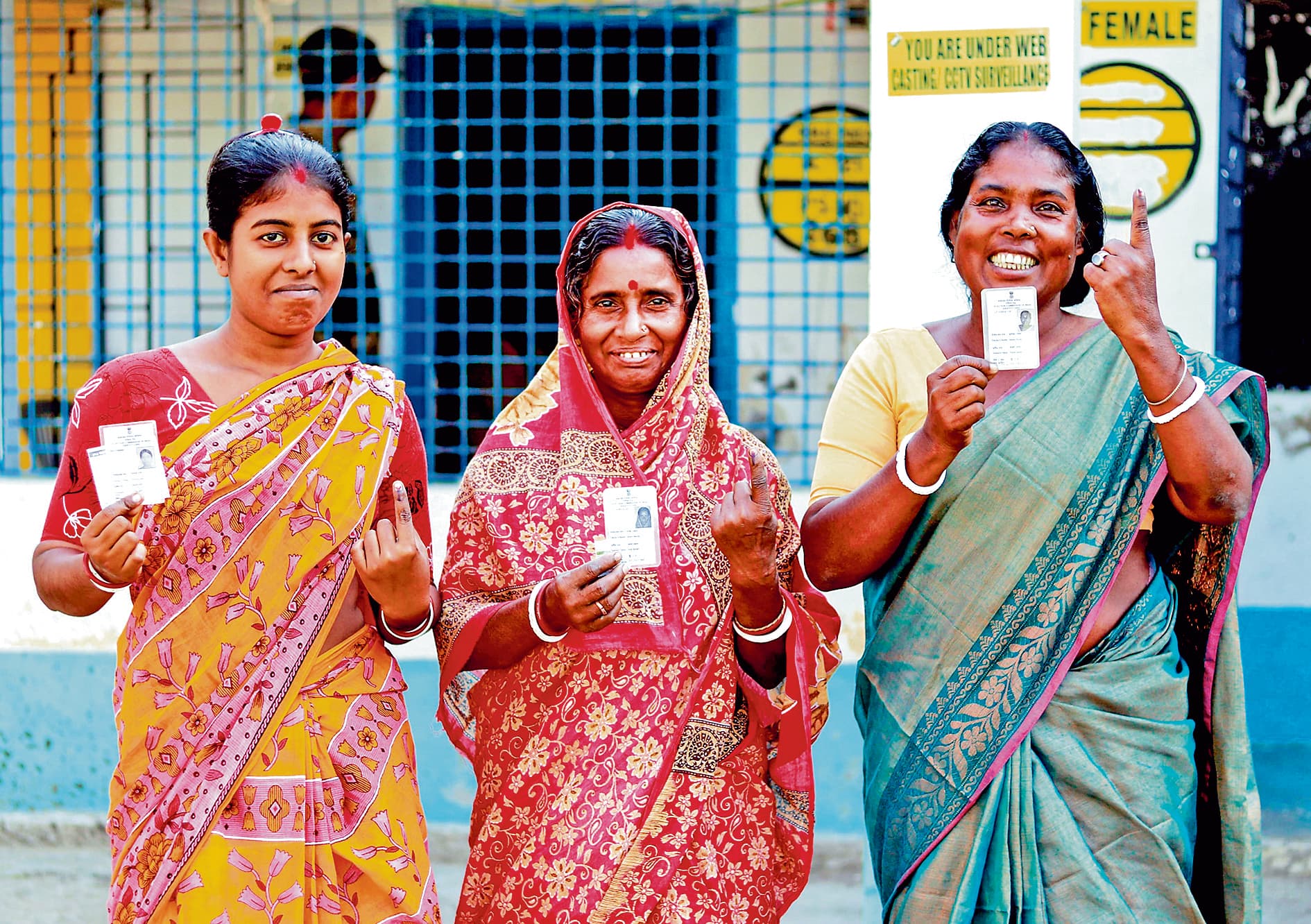 राज्य की छह विस सीटों के उपचुनाव में छिटपुट हिंसा के बीच 69.29 % मतदान