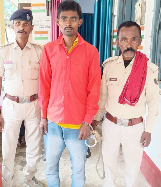 गांजा के साथ तस्कर गिरफ्तार