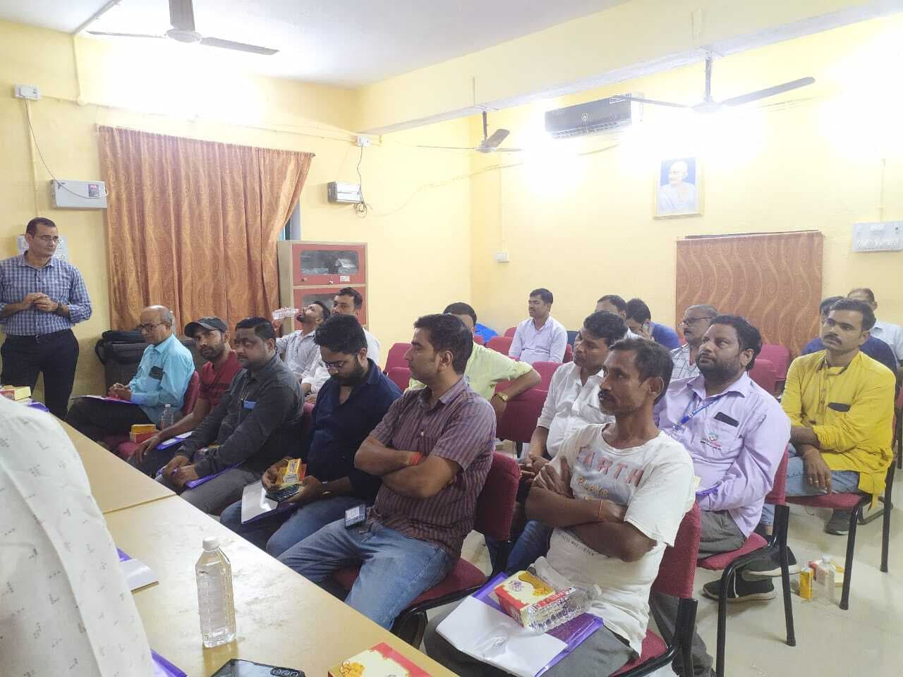 स्वास्थ्य विभाग ने निजी अस्पताल व नर्सिंग होम प्रबंधन के साथ की बैठक