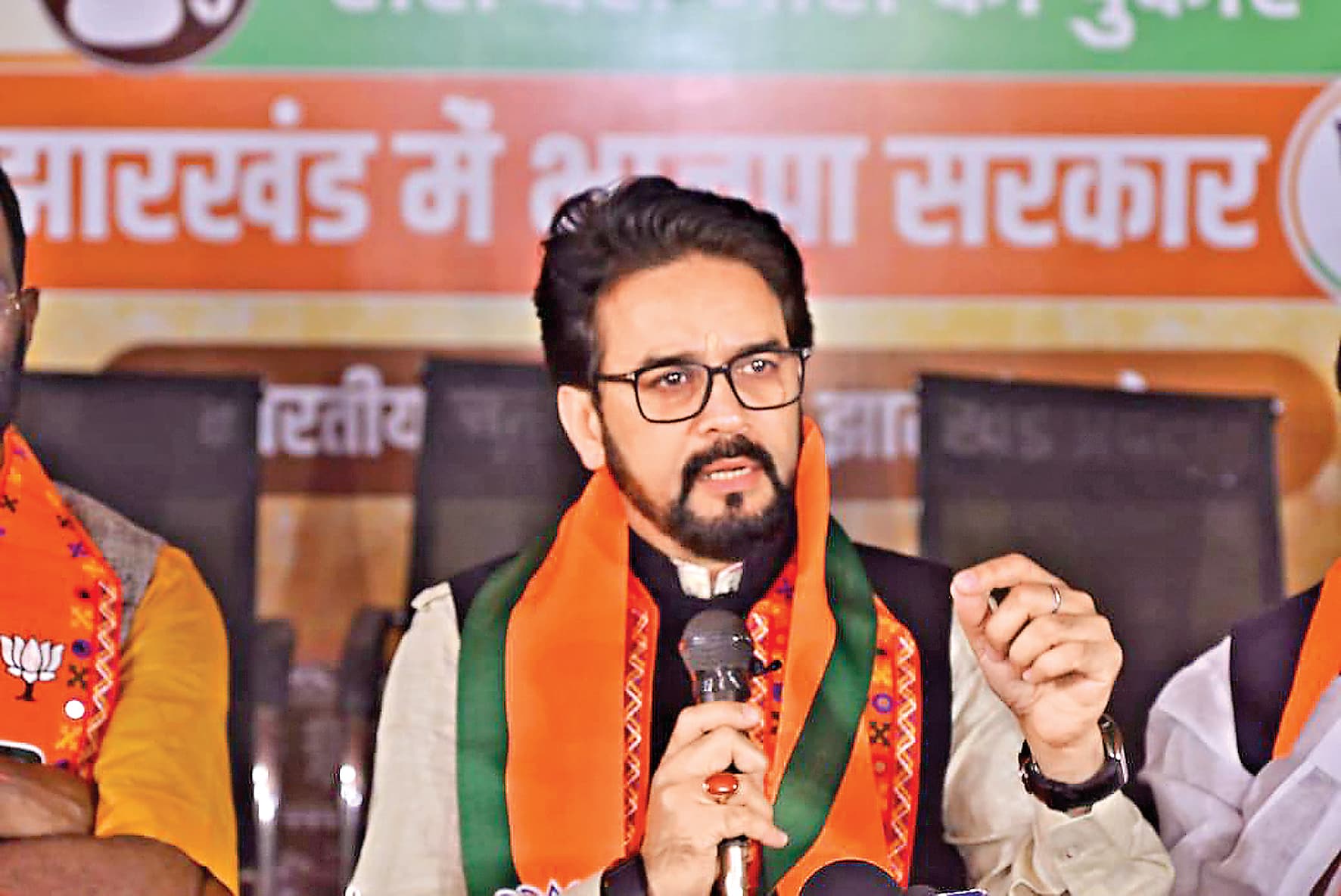 Ranchi news : झारखंड में जनकल्याण के बजाय जिहाद कल्याण का हो रहा काम : अनुराग ठाकुर