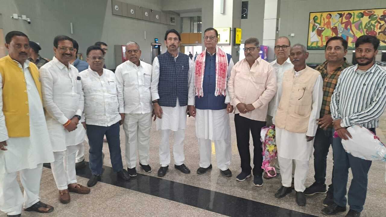 राहुल और खरगे की सभा को सफल बनायें कार्यकर्ता : मीर