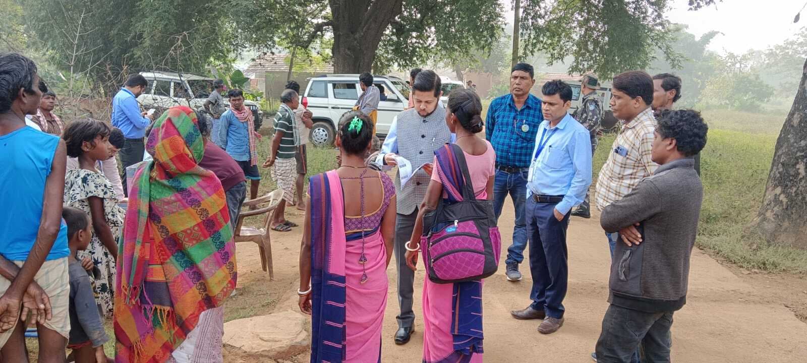 दिव्यांग व 80 प्लस के मतदाताओं ने पोस्टल बैलेट से मतदान