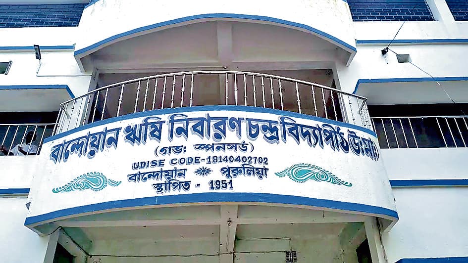 पुरुलिया में और तीन छात्राओं को नहीं मिले टैब के रुपये, चले गये तमलुक