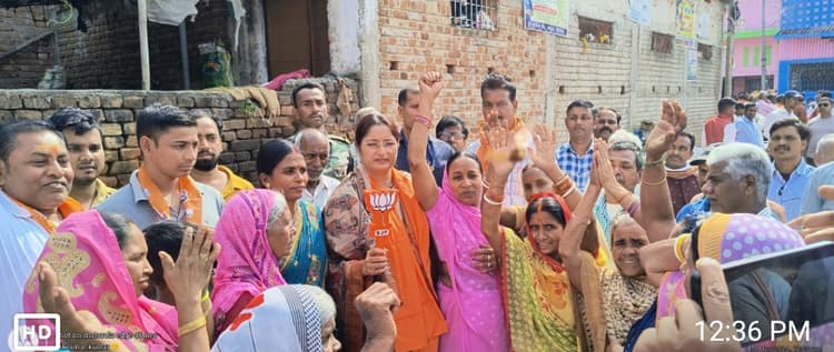 Giridih News :पेपर लीक होना हेमंत सरकार की भ्रष्टाचार का संकेत : अन्नपूर्णा