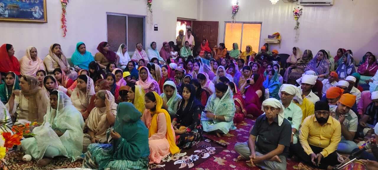 सिंधीपाड़ा गुरुद्वारा में मनायी गयी गुरु नानक देव जी की जयंती