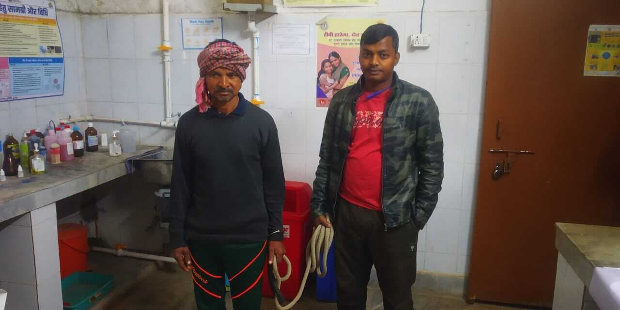 मवेशी चरा रही किशोरी के साथ दुष्कर्म, आरोपित बुजुर्ग गिरफ्तार