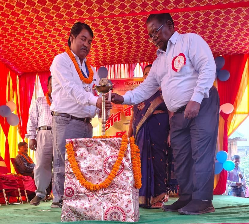 सियोन डोनवास्को मिशन स्कूल में मनाया बाल दिवस