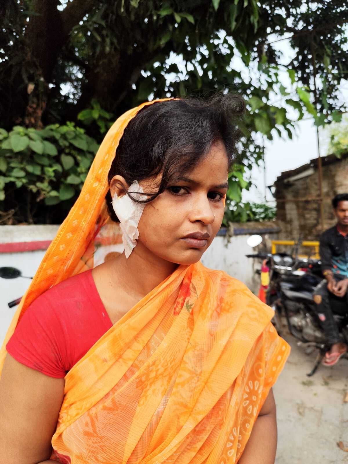 जमीन विवाद में मारपीट, पति व पत्नी जख्मी