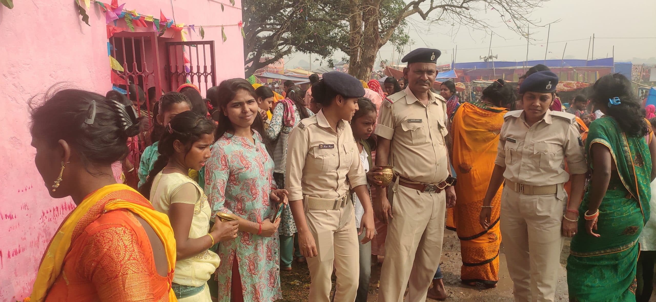 वराह बाबा मेला में जलाभिषेक के लिए उमड़ा श्रद्धालुओं का सैलाब