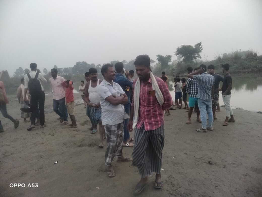 ललियाही घाट में स्नान के दौरान दो बच्चे डूबे, दोनों लापता