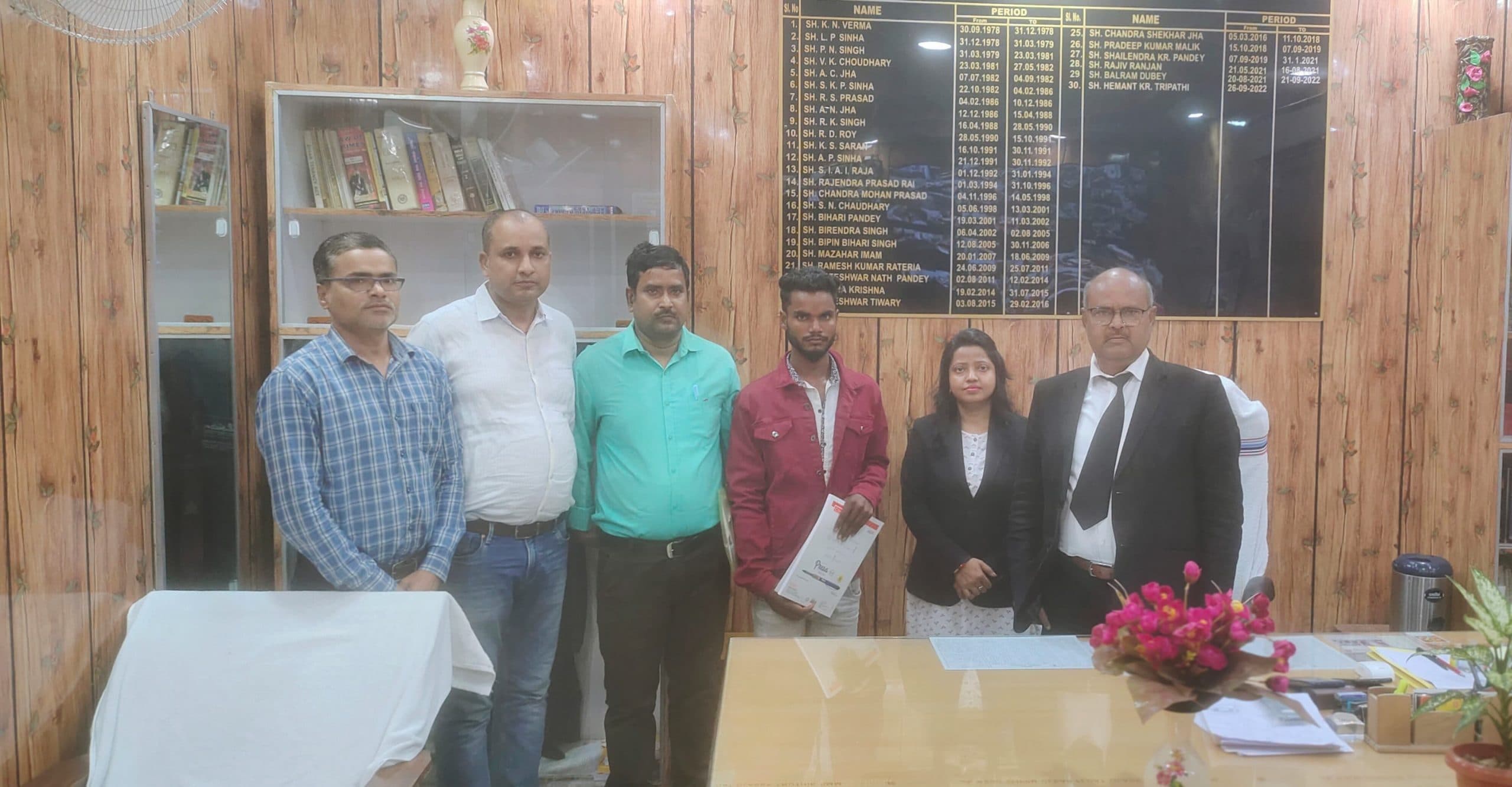 बाल श्रम से विमुक्त बच्चे को किया गया पुरस्कृत