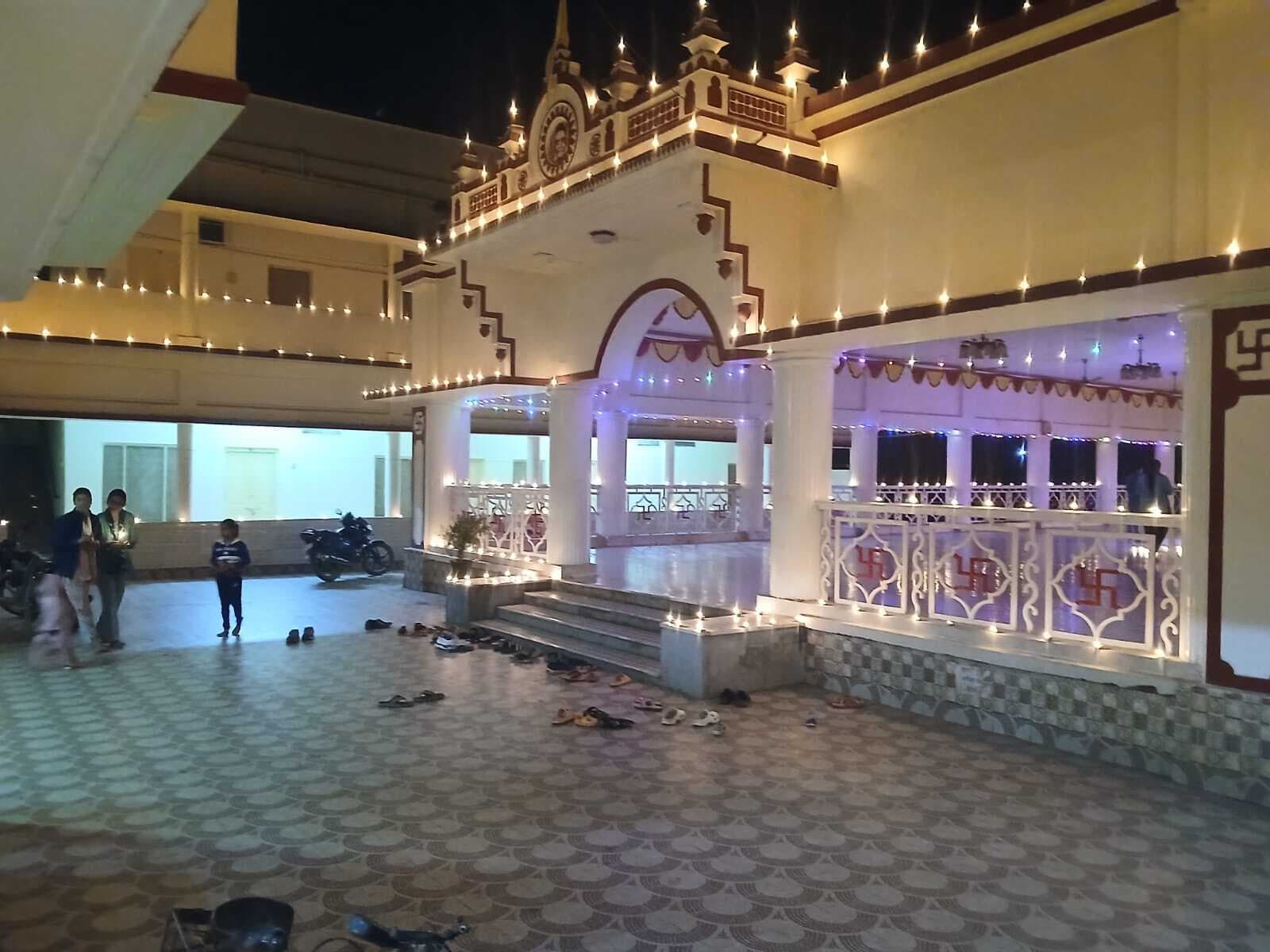 पागलबाबा आश्रम में मनाया गया देव दीपावली महोत्सव