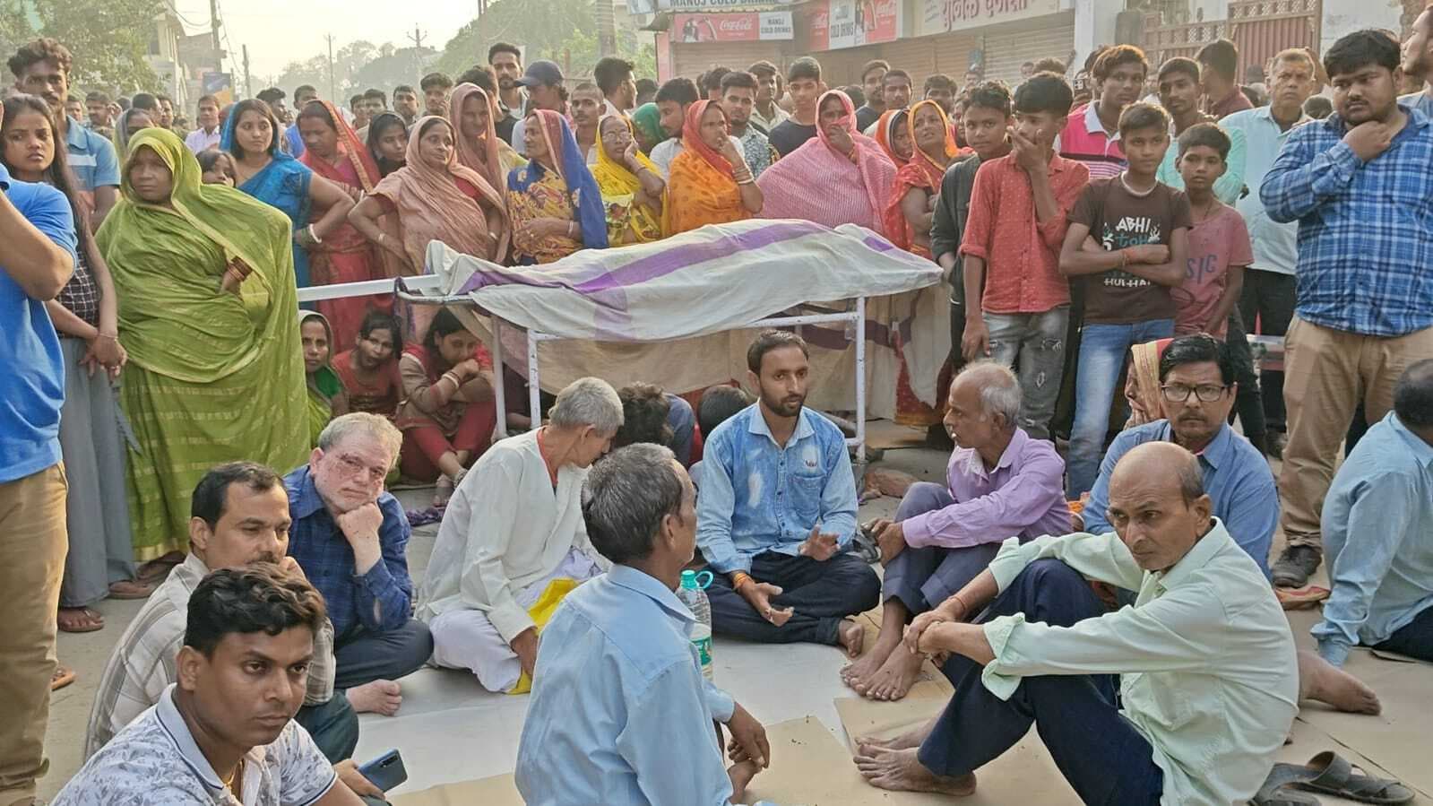 Madhubani News. घटना से आक्रोश, सात घंटे तक शव के साथ जाम की सड़क