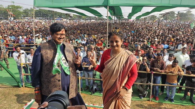 तीर-धनुष के सम्मान को झुकने नहीं दें : कल्पना सोरेन