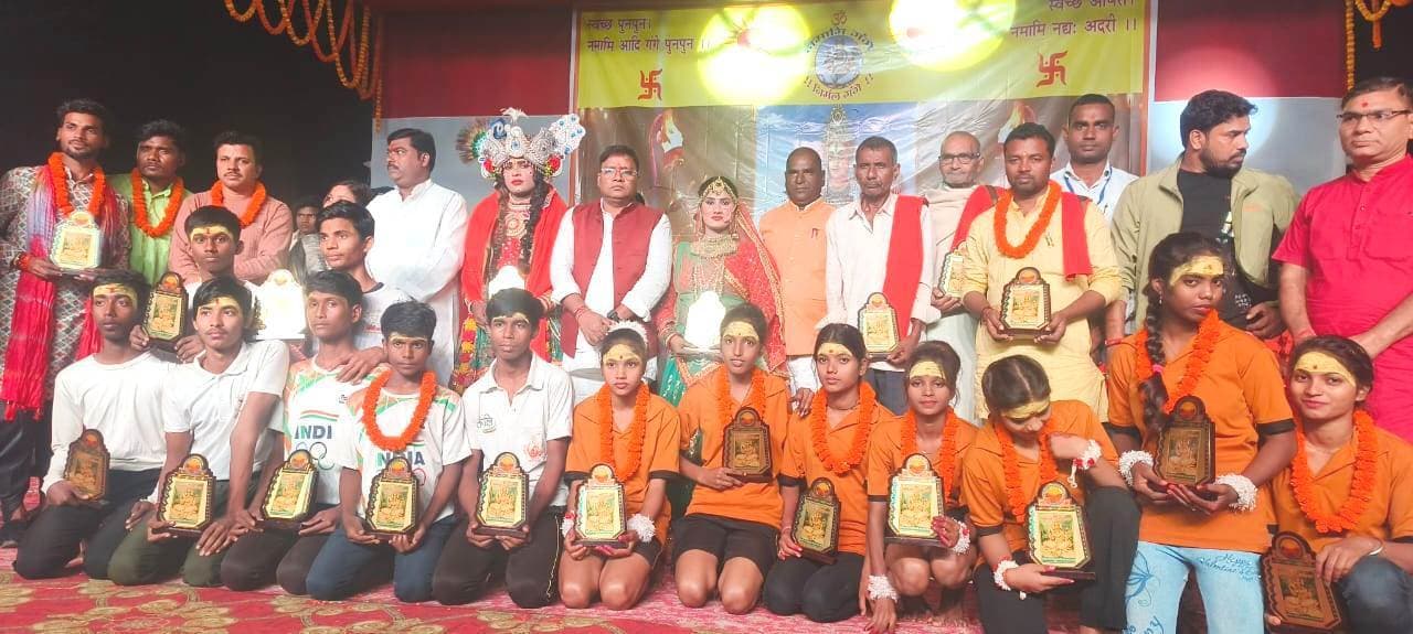 Aurangabad News : ओबरा में पुनपुन की हुई महाआरती