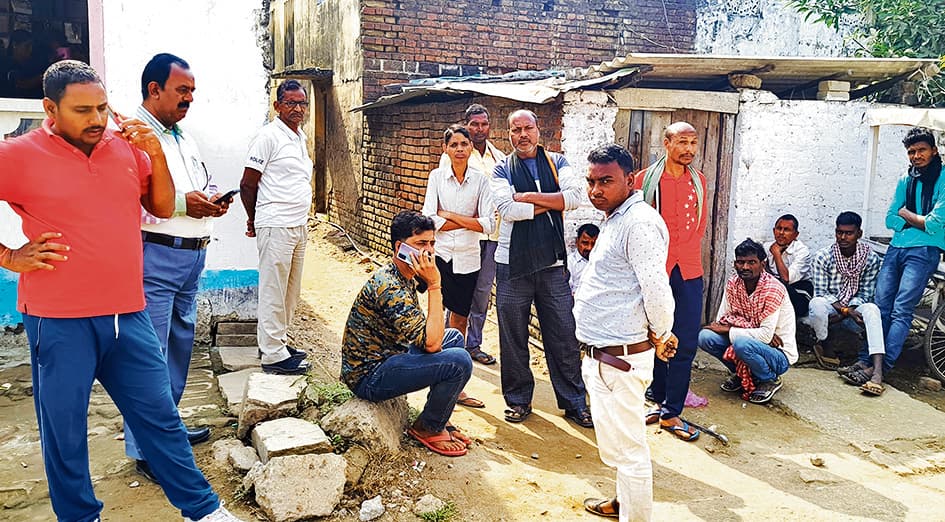 Aurangabad News : अज्ञात वाहन से टकराया ऑटो, दो की मौत