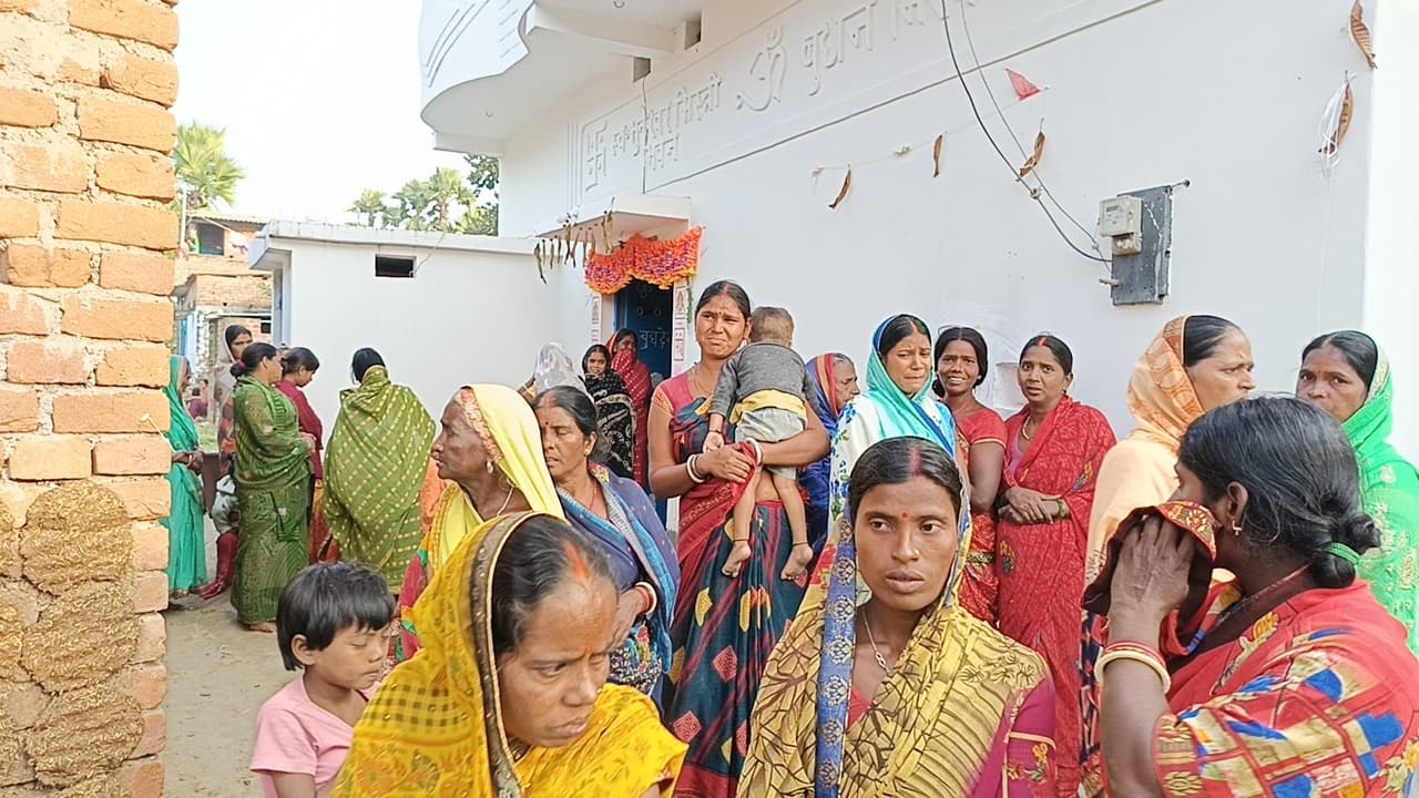 भट्टबिगहा में घर के कमरे में पंखे से लटकता मिला युवक का शव