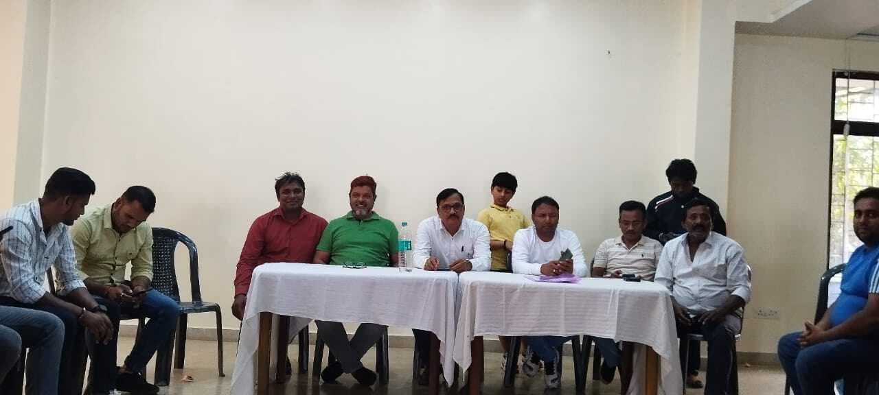 Ghatshila News : 7वीं विजय बोस मेमोरियल ग्रामीण क्रिकेट टूर्नामेंट 26 से, नौ प्रखंडों की 20 टीमें खेलेंगी