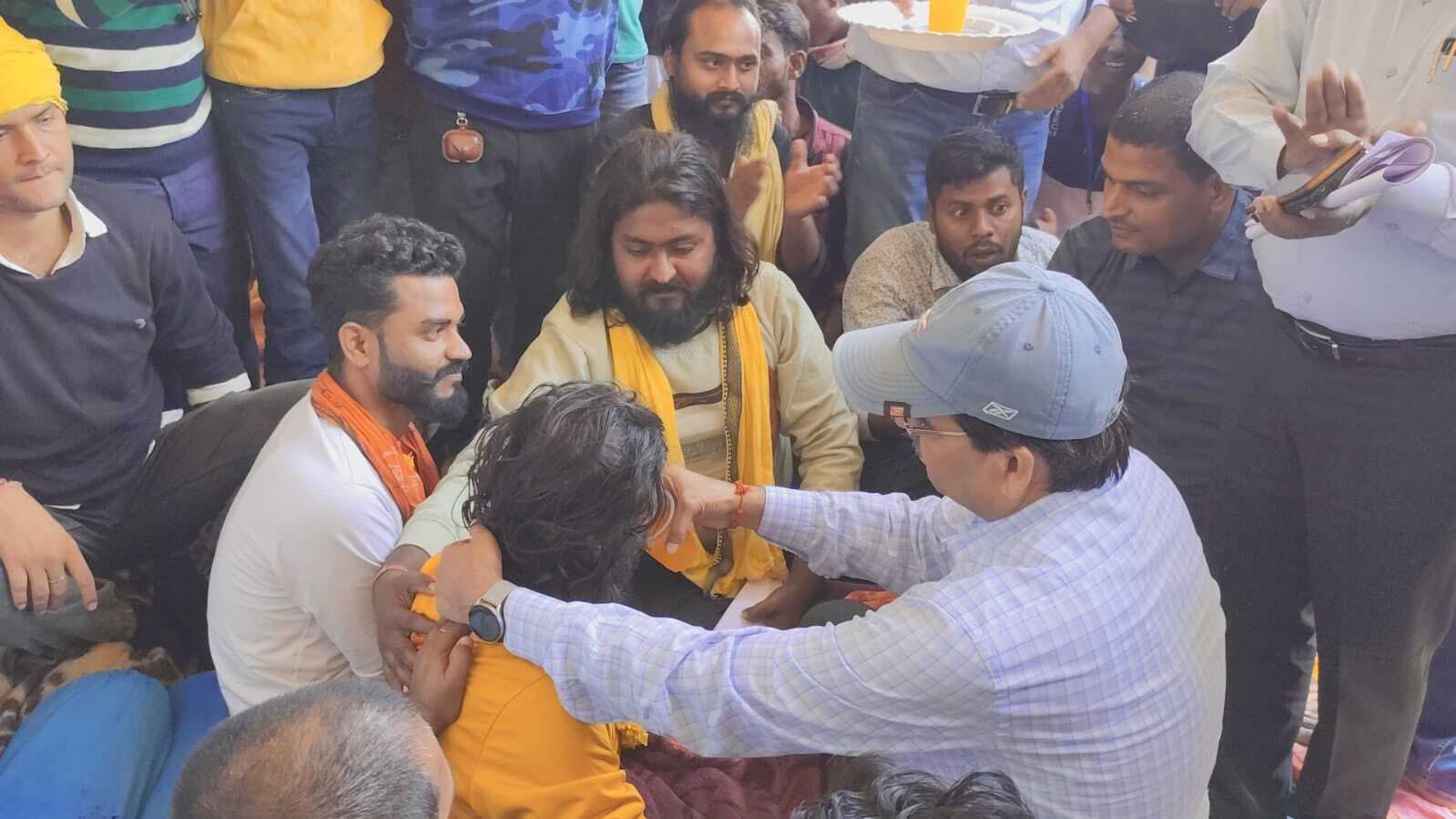 वार्ता के बाद एमएसयू का बेमियादी अनशन समाप्त