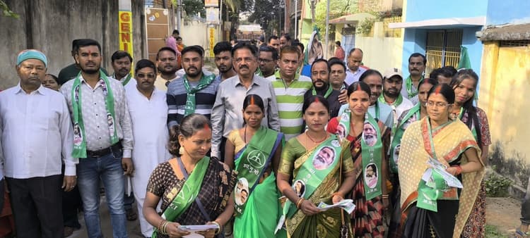 Giridih News :विकास कार्यों को ले झामुमो के प्रति है जनता का रुझान : सुदिव्य