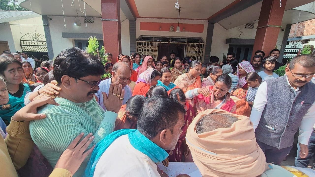 BOKARO NEWS : गोमिया के प्रत्याशी योगेंद्र प्रसाद के पिता का निधन