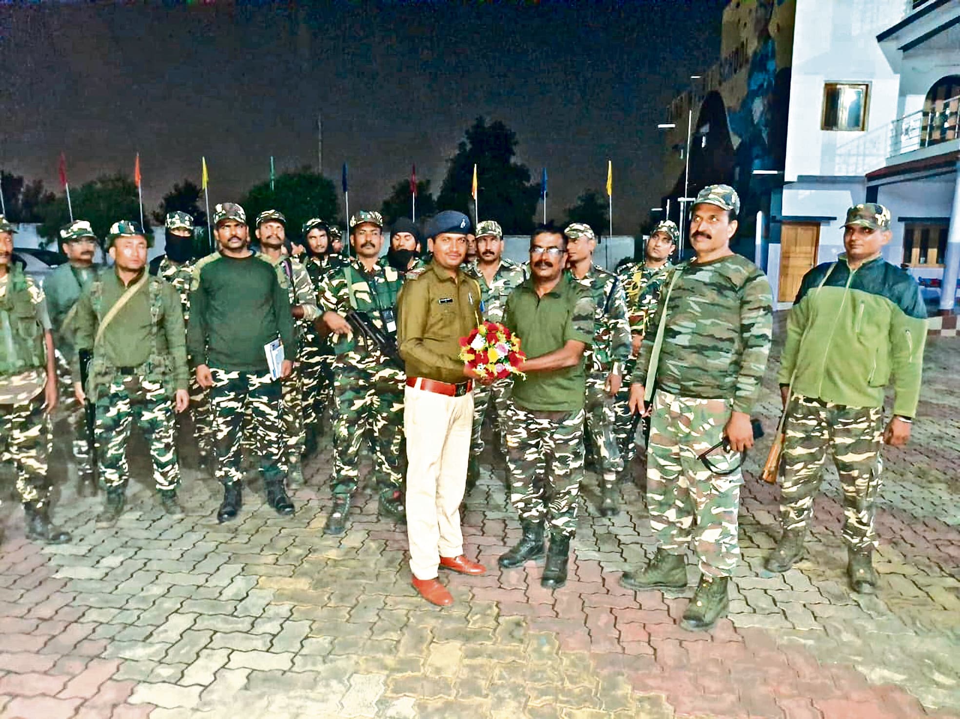 Bokaro News : शांतिपूर्ण मतदान के लिए बोकारो पहुंची 50 कंपनी पैरामिलिट्री फोर्स