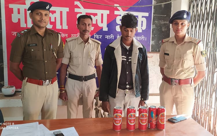 पांच बोतल शराब बरामद, एक गिरफ्तार