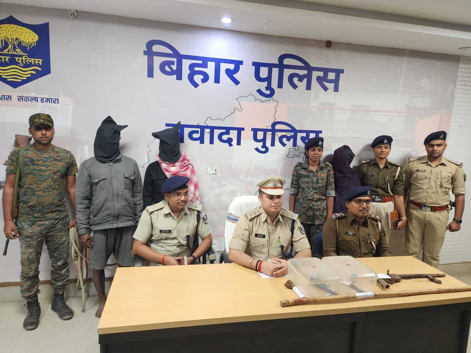 धान काट रही महिला की हत्या के मामले में तीन गिरफ्तार