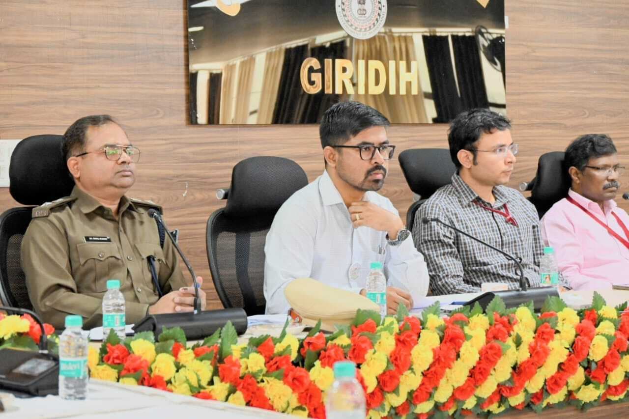 Giridih News :सीएपीएफ को सभी सुविधा कराएं उपलब्ध