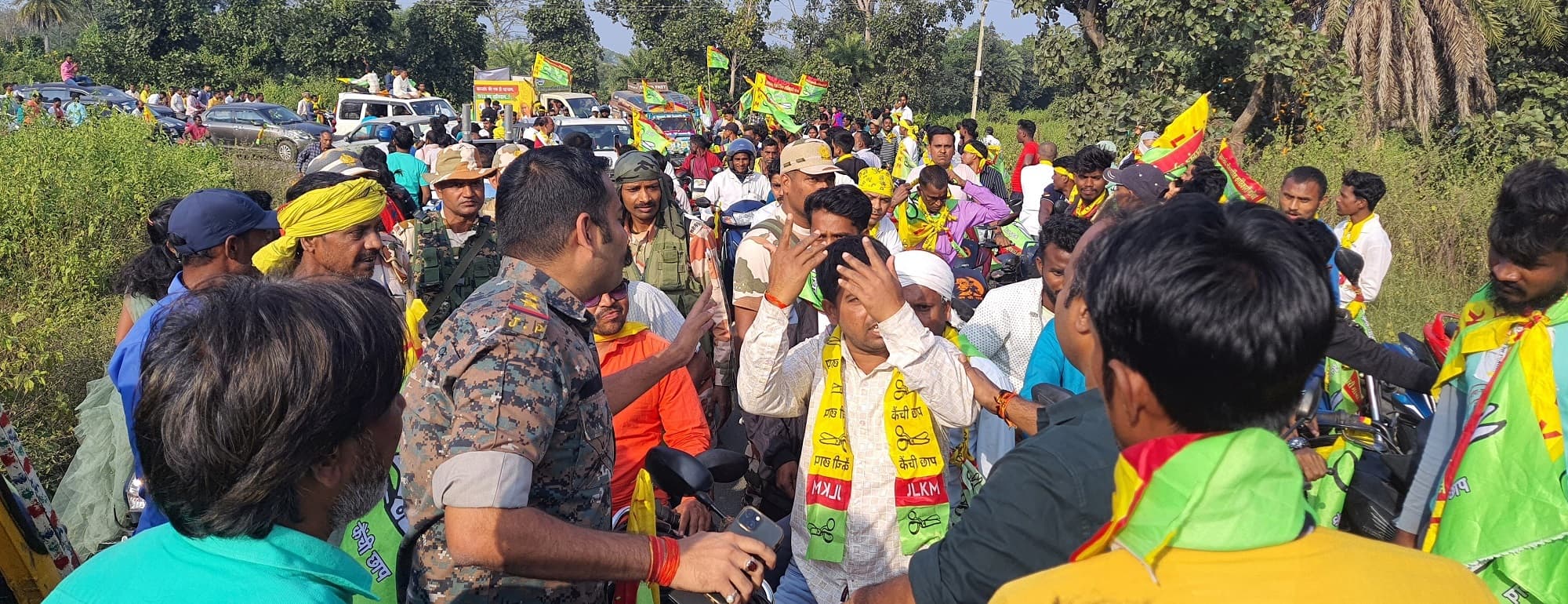 Bokaro News : निकला जयमंगल व जयराम का जुलूस, लगा जाम