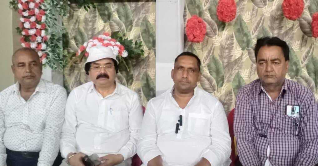 बन्ना गुप्ता ने झामुमो प्रत्याशी के पक्ष में मांगा समर्थन