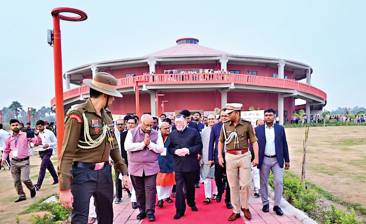 Ranchi News : नालंदा ज्ञानकुंभ में शामिल हुए राज्यपाल