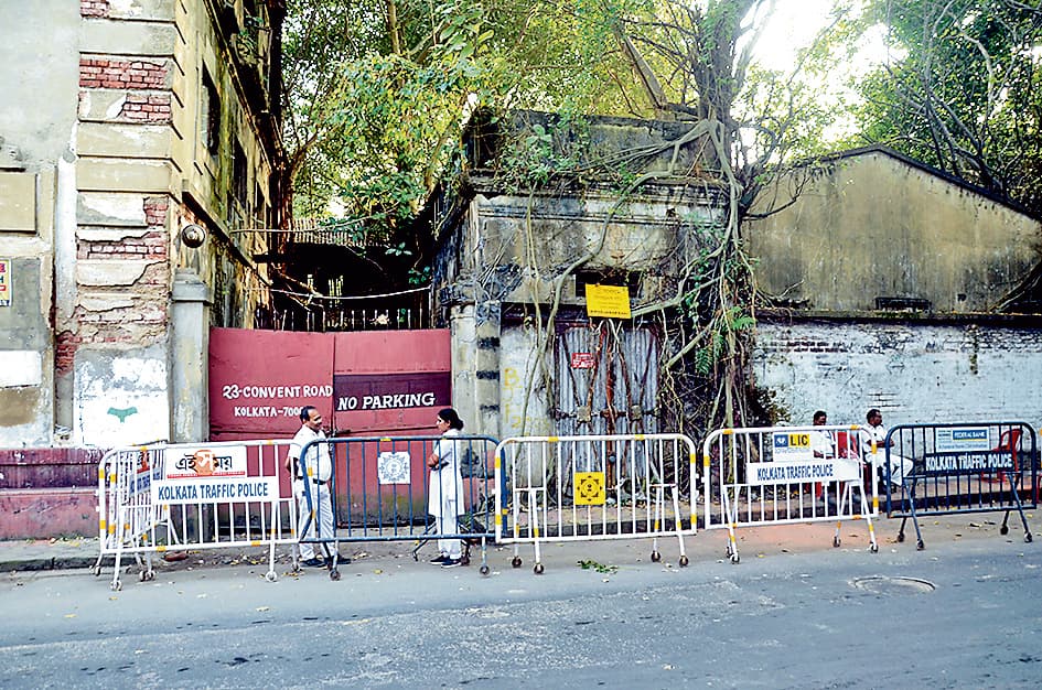 महानगर में जर्जर व अति जर्जर इमारतें तीन हजार से भी अधिक