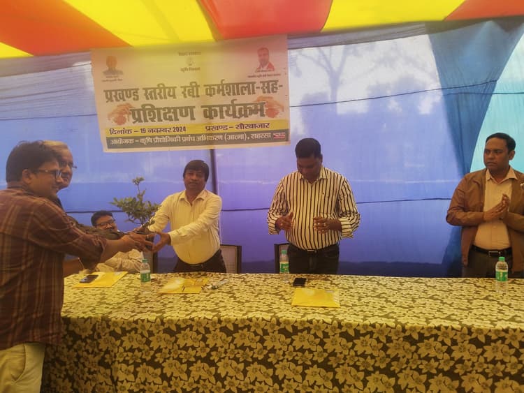 रसायनिक उर्वरक का प्रयोग कम कर बर्मी कंपोस्ट खाद का अधिक करें प्रयोगः डीएओ