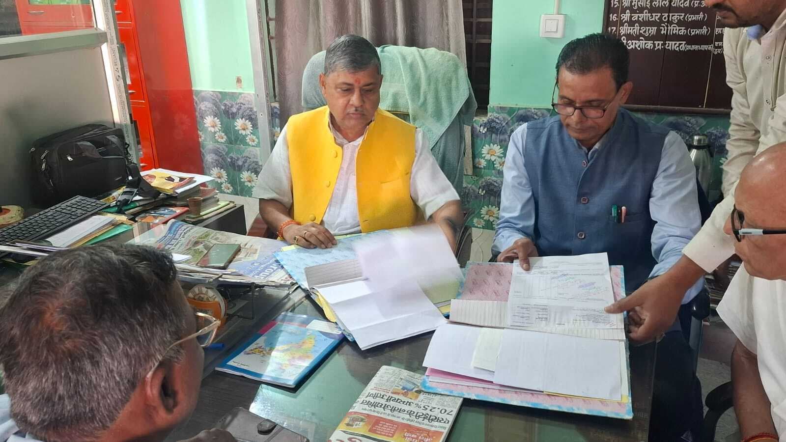 विद्यालय प्रबंध समिति की बैठक में लिए गये विकास के अहम निर्णय