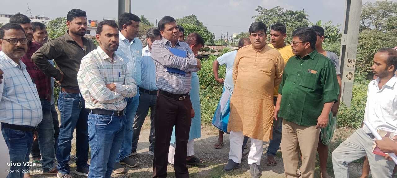 आरओबी का होगा निर्माण, अधिकारियों ने स्थल का लिया जायजा