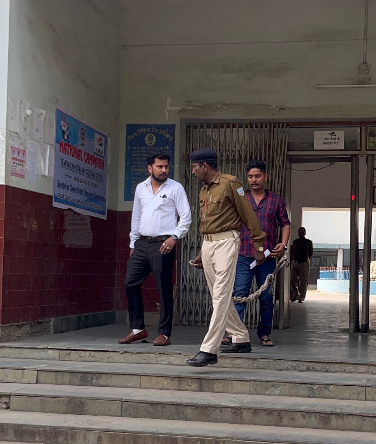 Jamshedpur News : टोनी सिंह हत्याकांड : अविनाश को तलाशती रही पुलिस, चकमा देकर कोर्ट में कर दिया सरेंडर