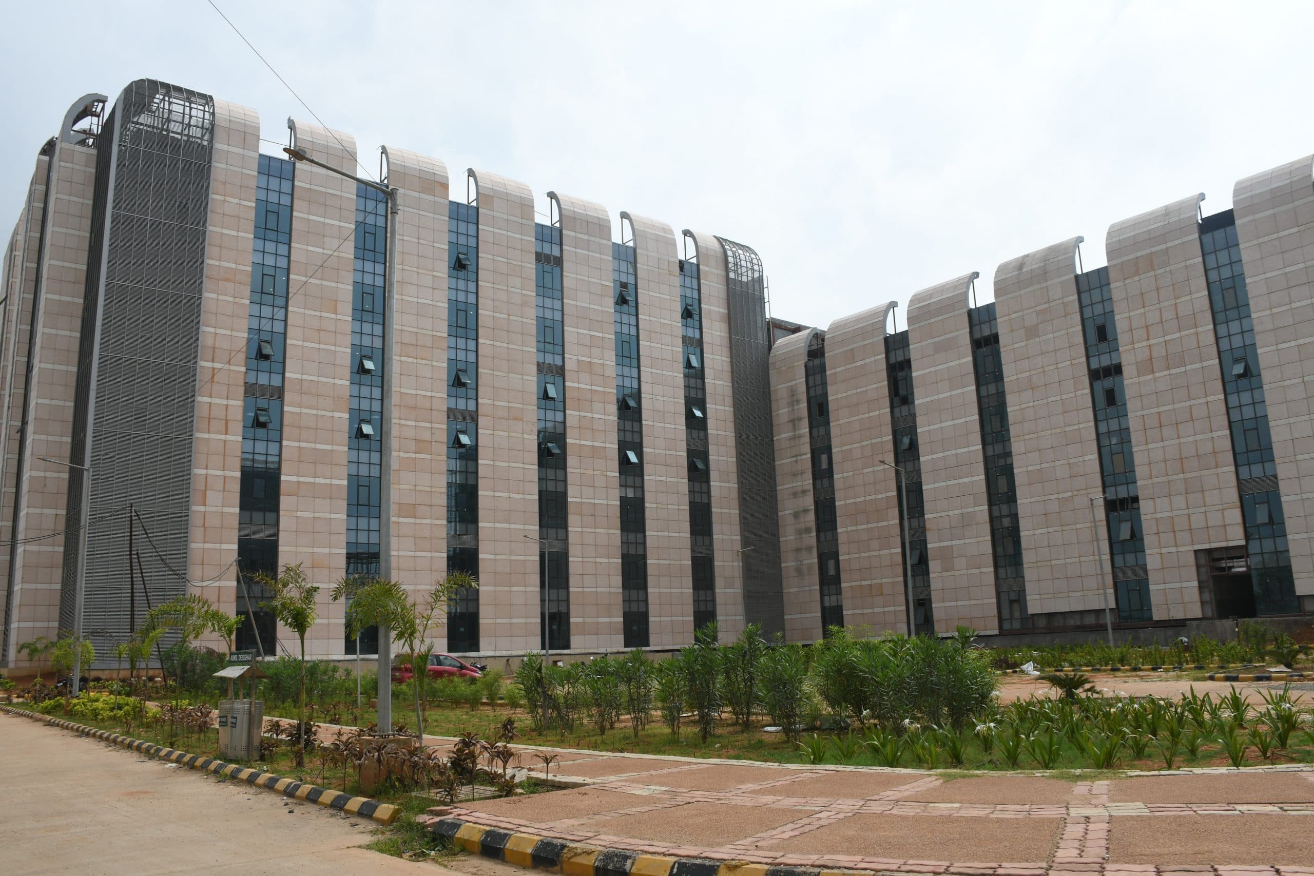 देवघर एम्स के 100 गज के दायरे में तंबाकू के सेवन, खरीद-बिक्री व विज्ञापन पर रोक