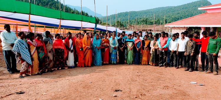 BOKARO NEWS : समिति ने शोकसभा कर मृतकों को दी श्रद्धांजलि