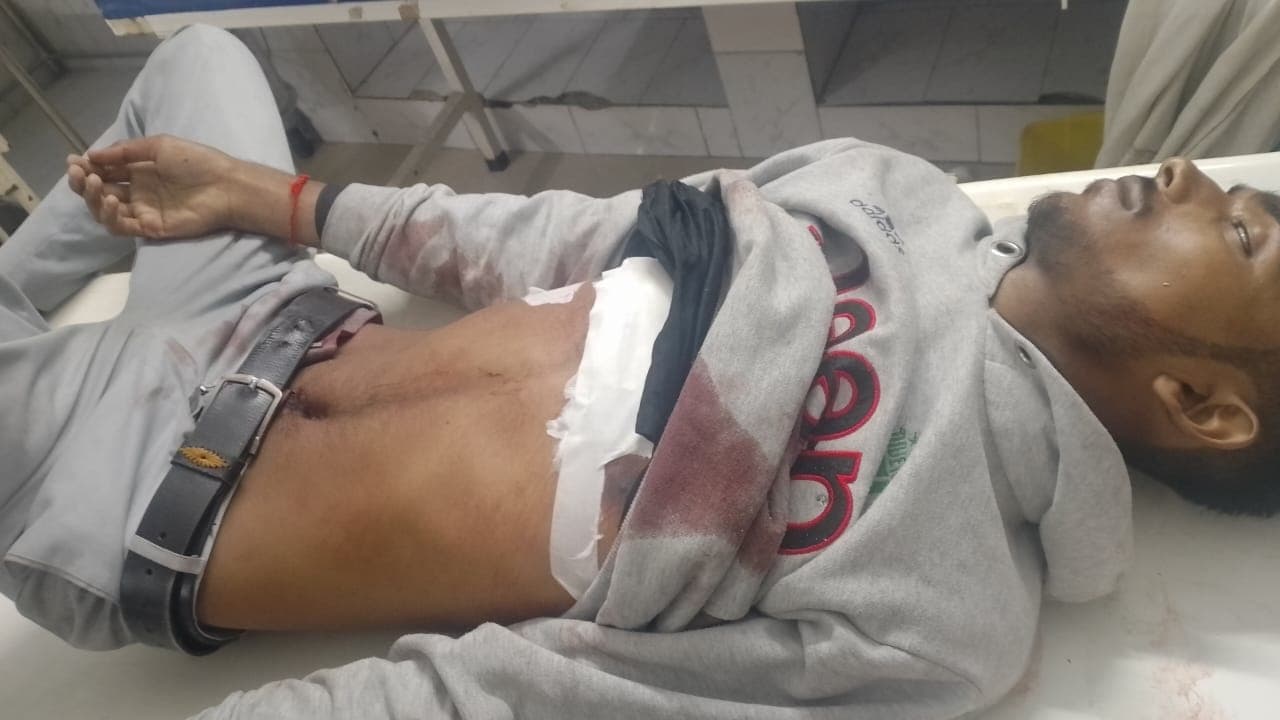 बाइक लूटने में असफल होने पर बदमाशों ने मारी गोली