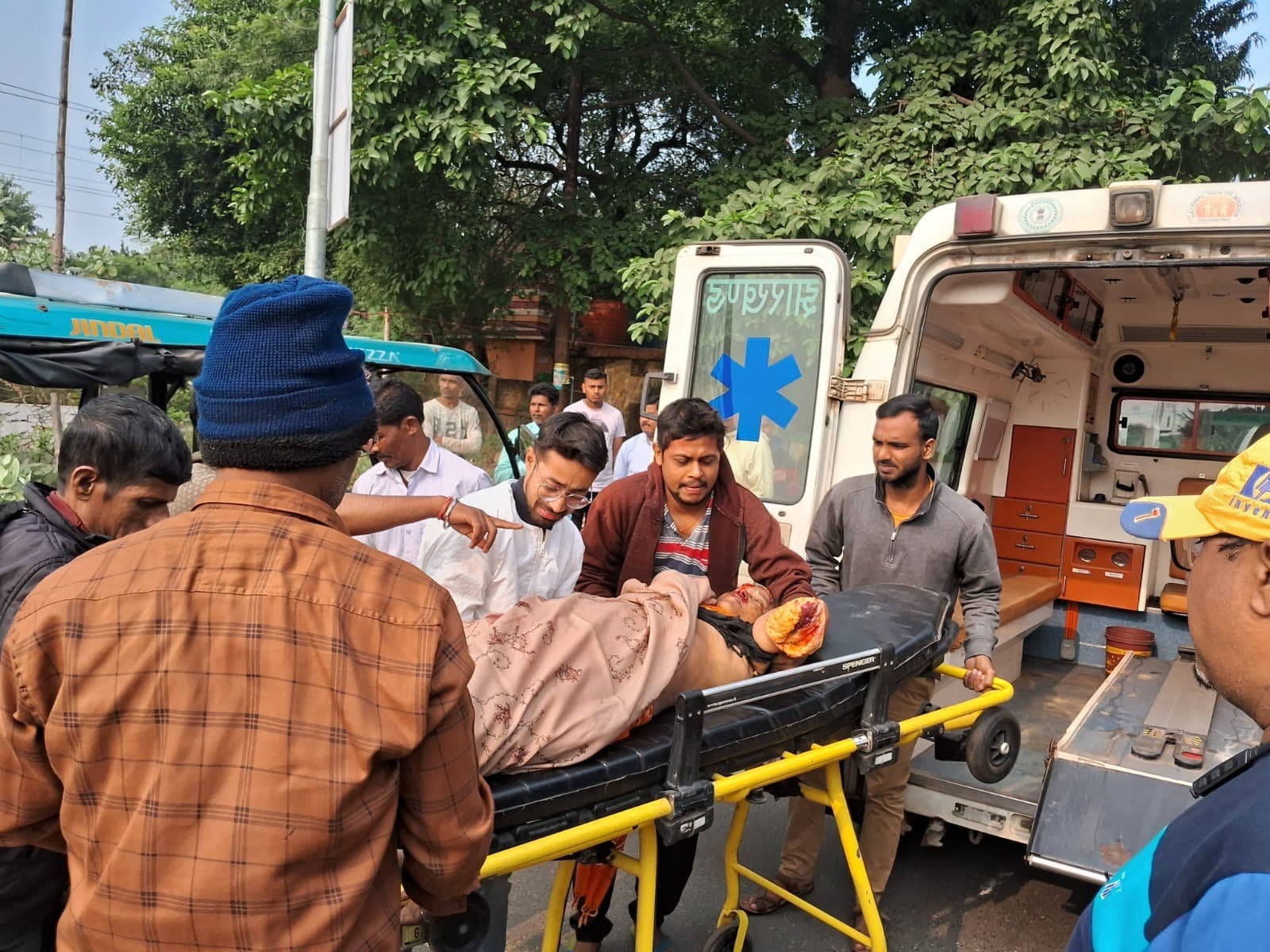 वोट देकर घर लौट रही वृद्ध महिला की ट्रक के धक्के से मौत